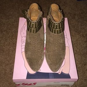 Jeffrey Campbell Benatar Booties Sz 6